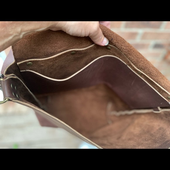 Unique handmade vintage Large leather tote/ crossbody bag - Picture 13 of 16